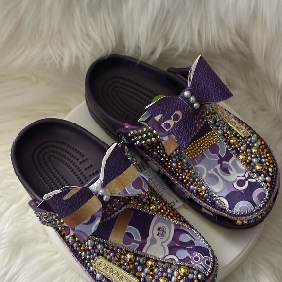 Custom Crocs - Picture 2 of 2